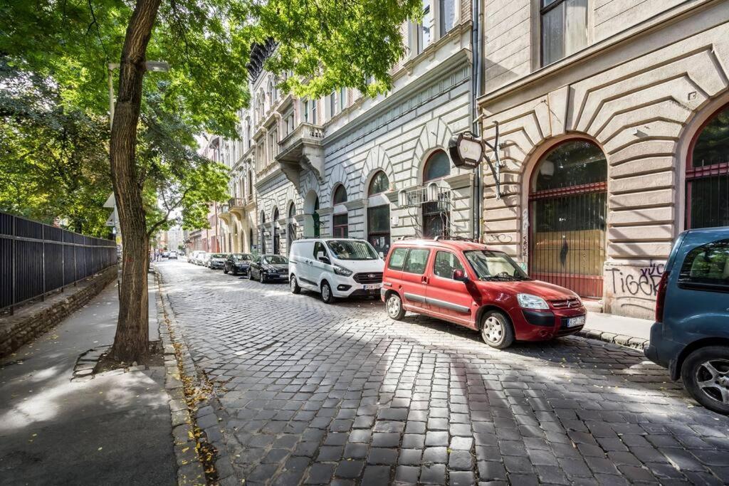 Klauzal Garden City Apartments Budapest Exterior photo