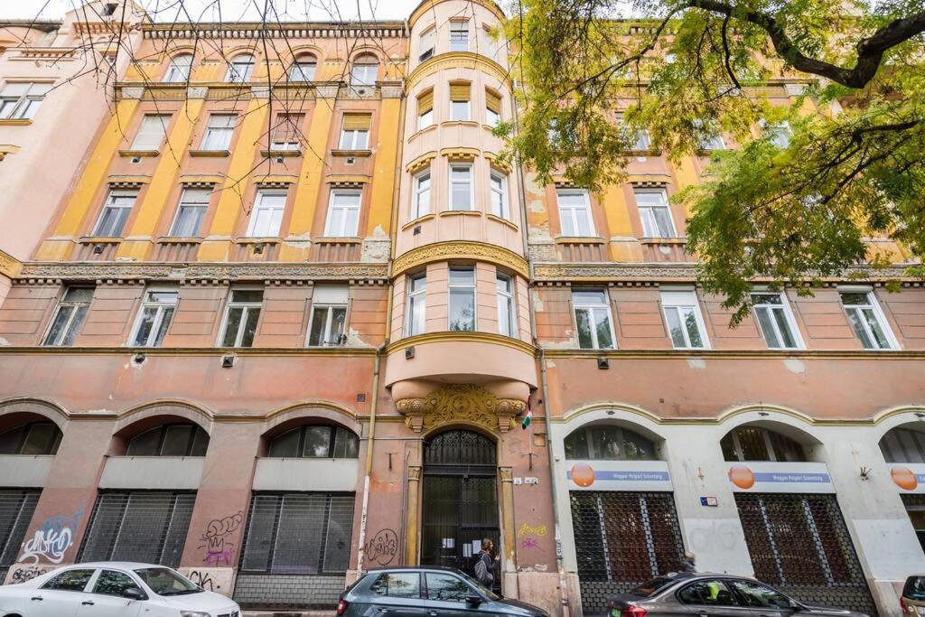 Klauzal Garden City Apartments Budapest Exterior photo